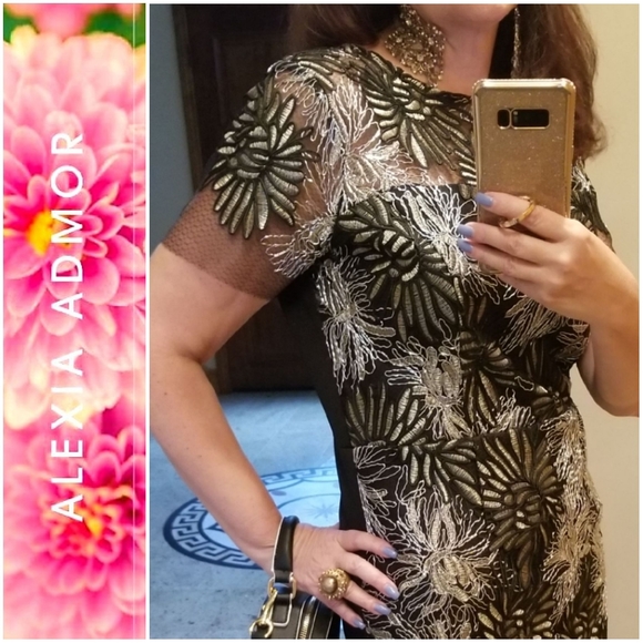 ELEGANT Black Dress Gold & Silver Embroidery - Picture 9 of 9